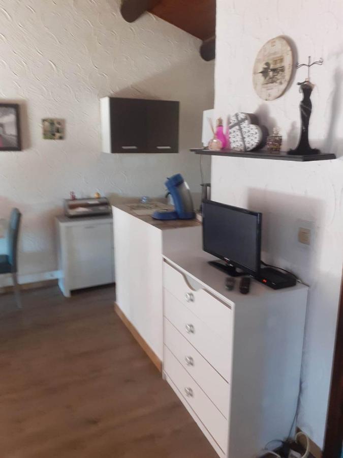 Petite Maison Леччі Екстер'єр фото