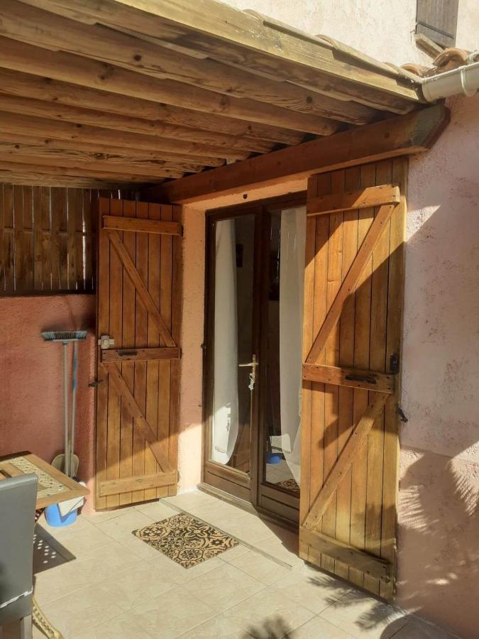 Petite Maison Леччі Екстер'єр фото
