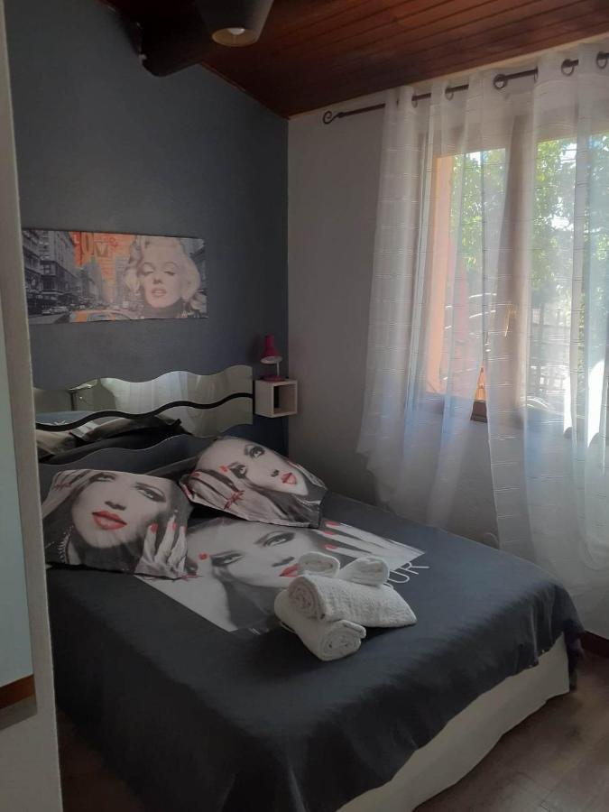Petite Maison Леччі Екстер'єр фото